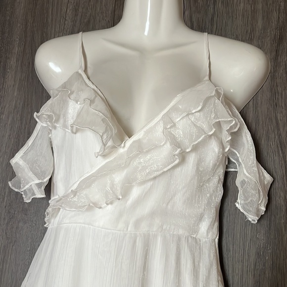 Lulu’s Ruffles White dress 👗 - Picture 4 of 14